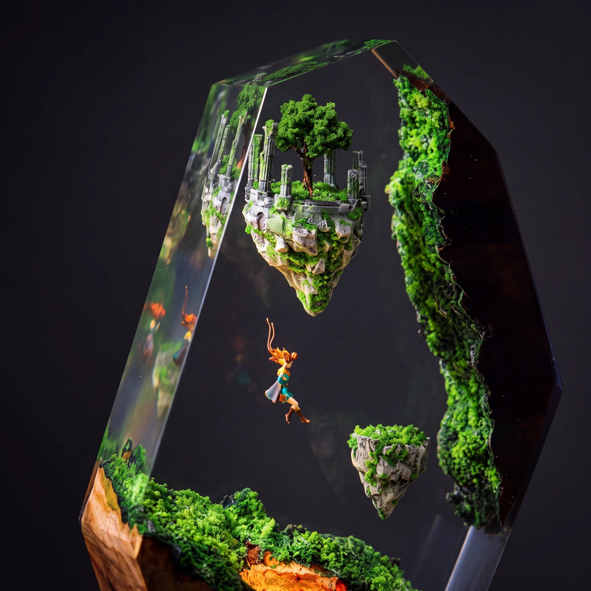 Zelda Sky Islands Resin Art Lamp - Handcrafted by Jisoo 🟢💚✨
